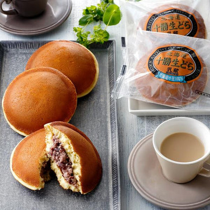 乳蔵 北海道十勝生どら 10個セット 送料無料 お取り寄せ スイーツ デザート グルメ 個包装 贈り物 お歳暮 御年賀 お中元 内祝い 返礼品